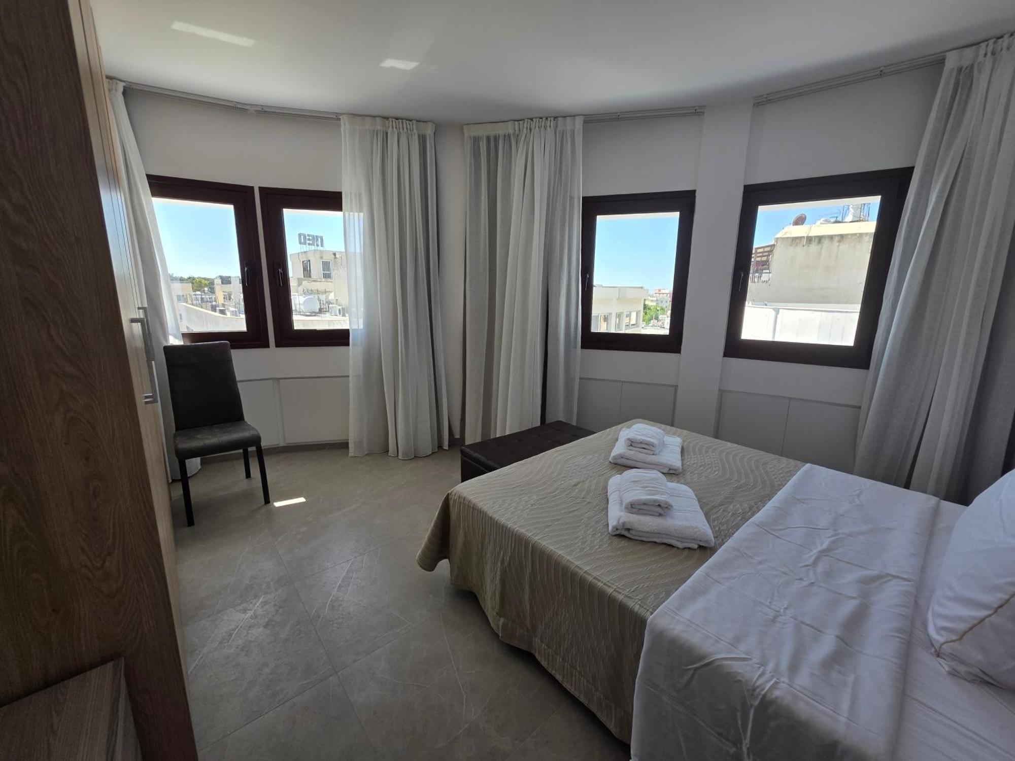 Two-bedroom By Kentrikon 1924 Boutique Hotel, Old Town Apartament *